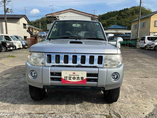 パジェロミニエクシード 4WD