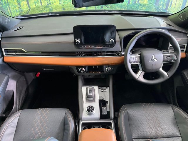 アウトランダーPHEV 2.4 P 4WD