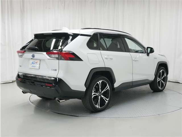 RAV42.5 プラグインハイブリッド Z E-Four 4WD