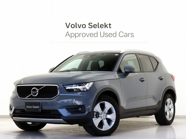 XC40B4 AWD モメンタム 4WD