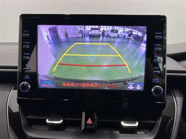 カローラ1.8 ハイブリッド W×B