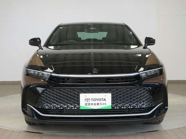 クラウンクロスオーバー2.5 G アドバンスト レザー パッケージ E-Four 4WD