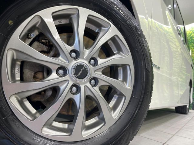�y15�C���`�A���~�z�C�[���z�O�ςɃ}�b�`�����A���~�z�C�[���𑕒����Ă���܂��B�e��A���~�z�C�[����A�X�^�b�h���X�^�C�����戵�����Ă���܂��B���񂲑��k����������