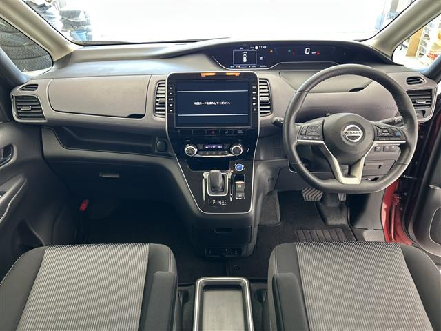 セレナ1.2 e-POWER ハイウェイスターV