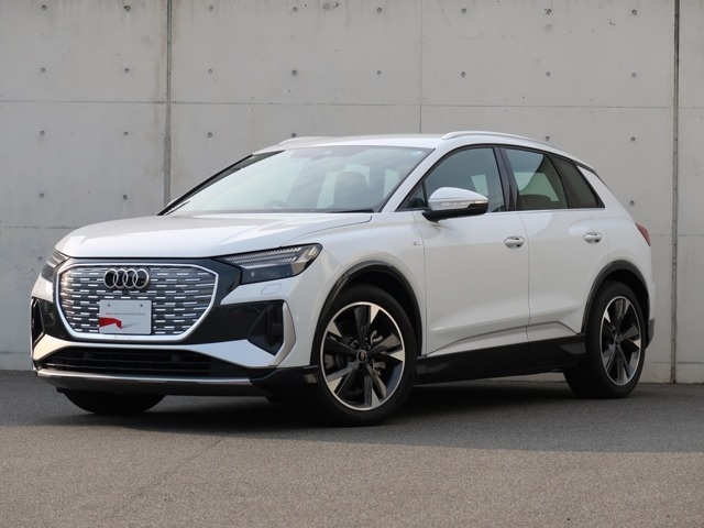 Q4 e-tron45 Sライン