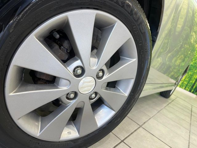 �y����14�C���`�A���~�z�C�[���z�O�ςɃ}�b�`���������A���~�z�C�[���𑕒����Ă���܂��B�e��ЊO�A���~�z�C�[����A�X�^�b�h���X�^�C�����戵�����Ă���܂��B���񂲑��k����������