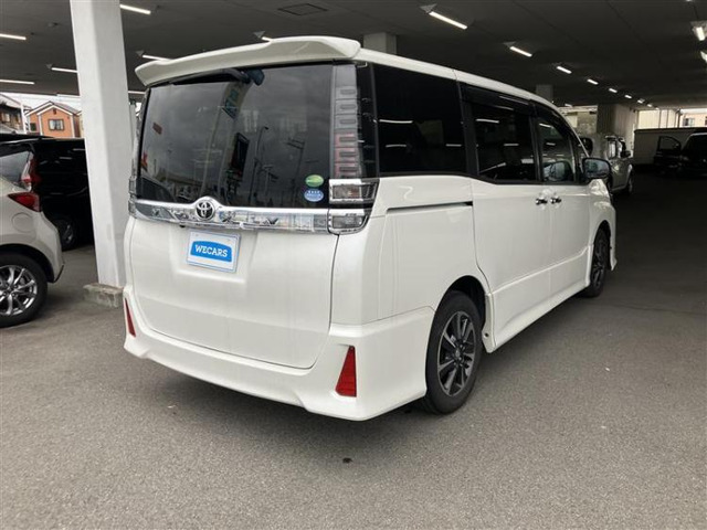 ヴォクシー2.0 ZS 煌