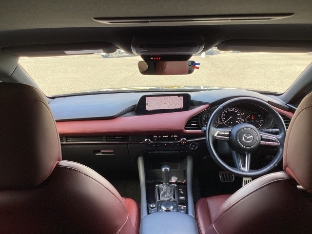 MAZDA3ファストバック2.0 20S バーガンディ セレクション