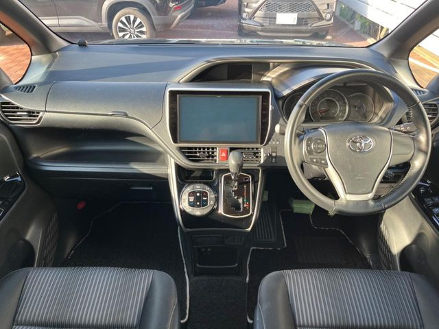 ヴォクシー2.0 ZS 煌