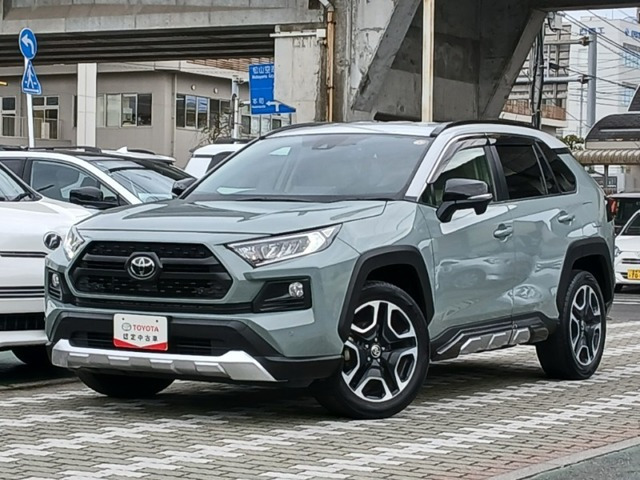 RAV42.0 アドベンチャー 4WD