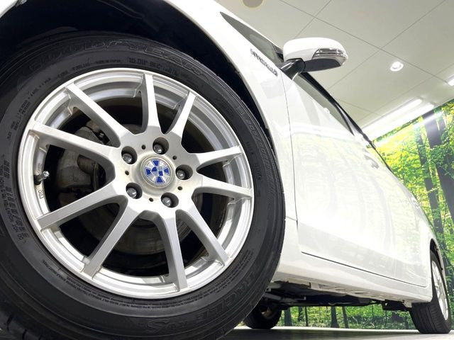�y16�C���`�A���~�z�C�[���z�O�ςɃ}�b�`�����A���~�z�C�[���𑕒����Ă���܂��B�e��A���~�z�C�[����A�X�^�b�h���X�^�C�����戵�����Ă���܂��B���񂲑��k����������