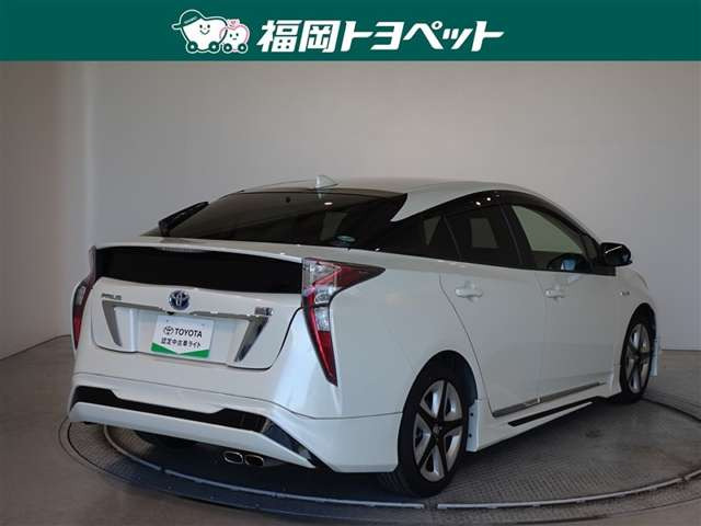 プリウス1.8 S
