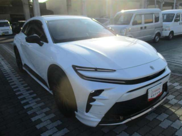 クラウンスポーツ2.5 Z E-Four 4WD