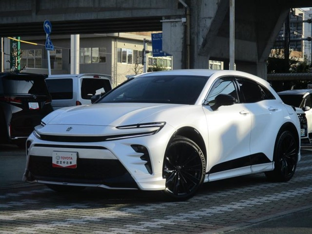 クラウンスポーツ2.5 Z E-Four 4WD
