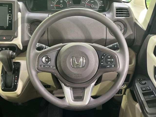 �y�X�e�A�����O�X�C�b�`�z�^�]���A�O������ڐ������炷���ƂȂ��A�I�[�f�B�I���̑��삪�\�ȕ֗��@�\!���S&���K�ȃh���C�u�����o���Ă���܂���
