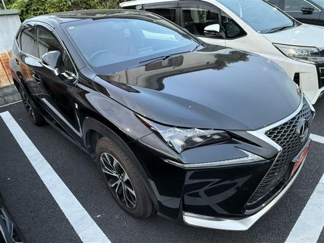 NX200t Fスポーツ