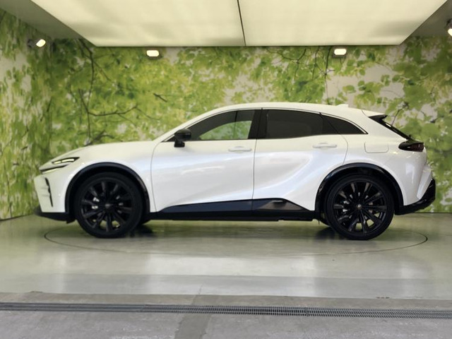 クラウンスポーツ2.5 Z E-Four 4WD