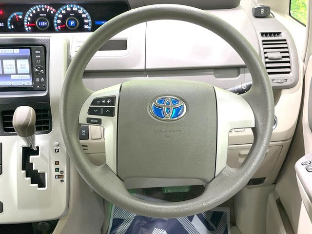 �y�X�e�A�����O�X�C�b�`�z�^�]���A�O������ڐ������炷���ƂȂ��A�I�[�f�B�I���̑��삪�\�ȕ֗��@�\!���S&���K�ȃh���C�u�����o���Ă���܂���