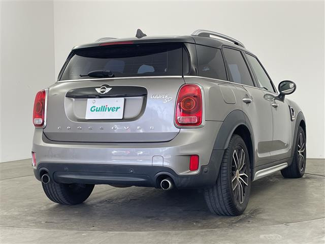 ミニクロスオーバークーパー SD オール4 4WD