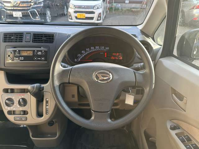 �ׂ��������̎ʐ^�Ȃǂ𑗕t���鎖���\�ł��̂ł��₢���킹������!