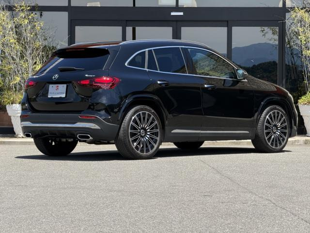 GLAクラスGLA200d 4マチック AMGライン 4WD