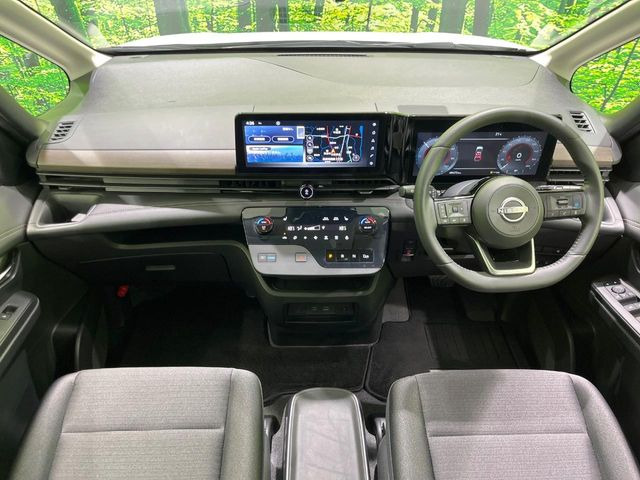 セレナ1.4 e-POWER ハイウェイスターV