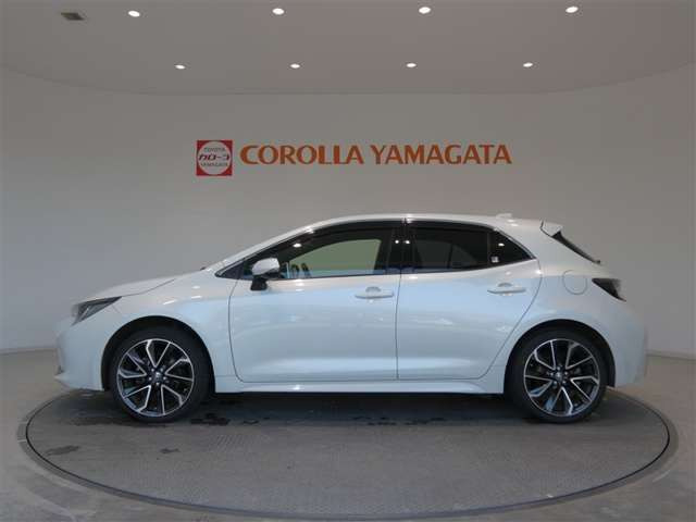カローラスポーツ1.2 GZ 4WD