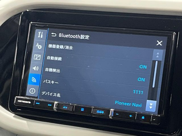 ��Bluetooth:���莝���̃X�}�[�g�t�H���ȂǂƐڑ����A�n���Y�t���[�ʘb��Տꊴ����~���[�W�b�N�Đ������y���݂��������܂��B�����ڑ��ł��̂Ŕς킵��������܂����