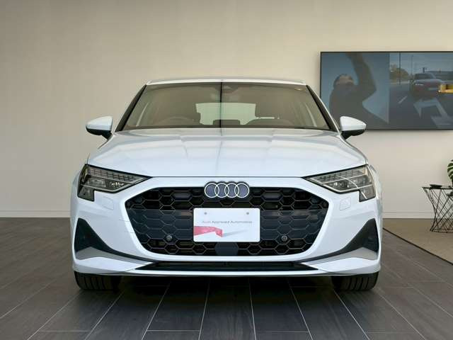 A3セダン30 TFSI アドバンスド
