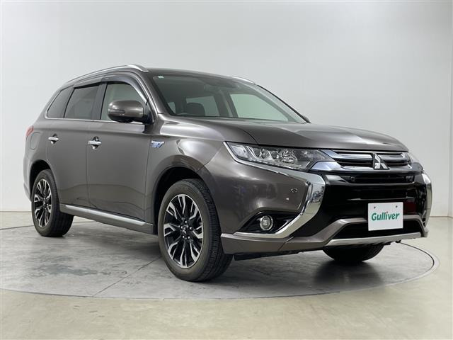 アウトランダーPHEV2.0 G ナビパッケージ 4WD
