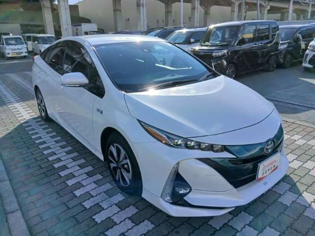 プリウスPHV1.8 A