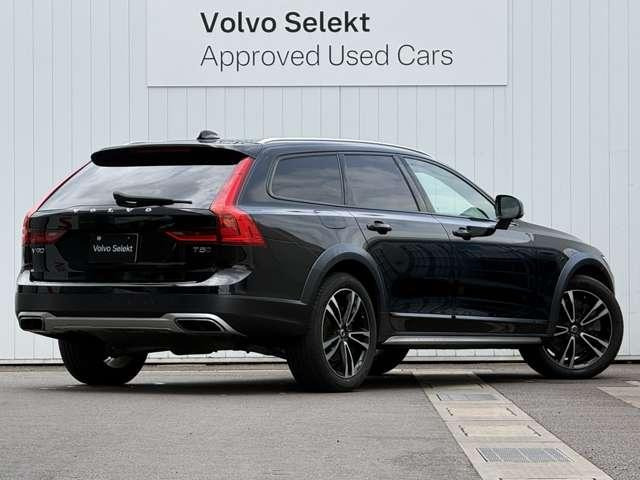 V90クロスカントリーT5 AWD モメンタム 4WD
