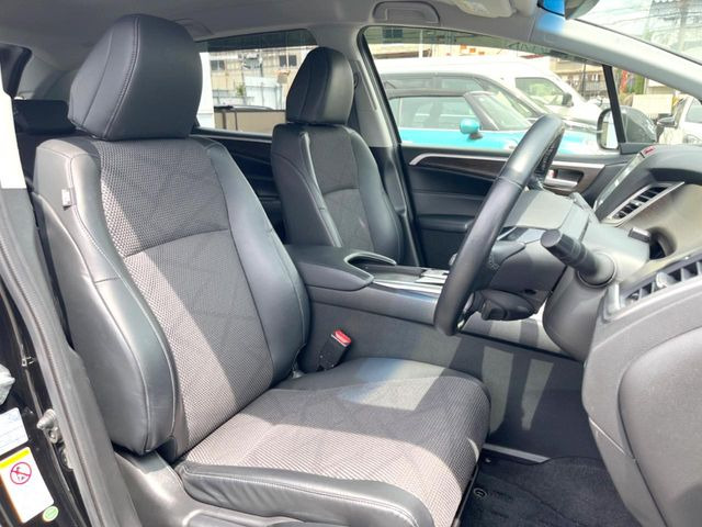 �^�]�Ȃ܂��ɂ͏\���ȃX�y�[�X������A�啿�ȕ��ł��������^�]���Ă�����������ł��B