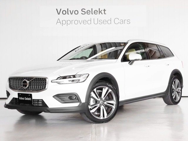V60クロスカントリーウルトラ B5 AWD 4WD