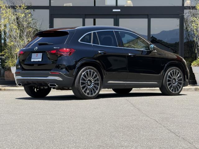 GLAクラスGLA200d 4マチック AMGライン 4WD