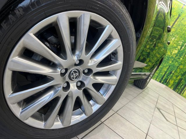 �y����18�C���`�A���~�z�C�[���z�O�ςɃ}�b�`���������A���~�z�C�[���𑕒����Ă���܂��B�e��ЊO�A���~�z�C�[����A�X�^�b�h���X�^�C�����戵�����Ă���܂��B���񂲑��k����������