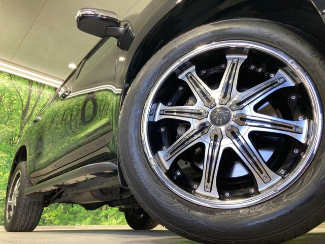 �y20�C���`�A���~�z�C�[���z�O�ςɃ}�b�`�����A���~�z�C�[���𑕒����Ă���܂��B�e��A���~�z�C�[����A�X�^�b�h���X�^�C�����戵�����Ă���܂��B���񂲑��k����������