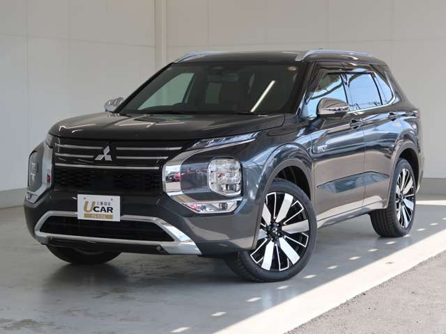 アウトランダーPHEV 2.4 P エグゼクティブ パッケージ 4WD
