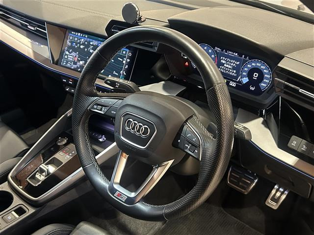 A3セダン40 TFSI クワトロ Sライン 4WD