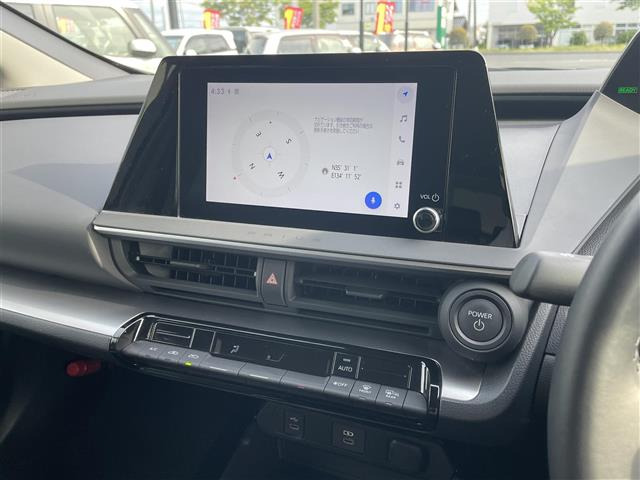プリウス1.8 U E-Four 4WD