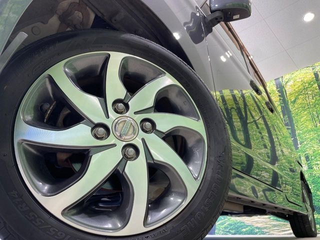 �y����14�C���`�A���~�z�C�[���z�O�ςɃ}�b�`���������A���~�z�C�[���𑕒����Ă���܂��B�e��ЊO�A���~�z�C�[����A�X�^�b�h���X�^�C�����戵�����Ă���܂��B���񂲑��k����������