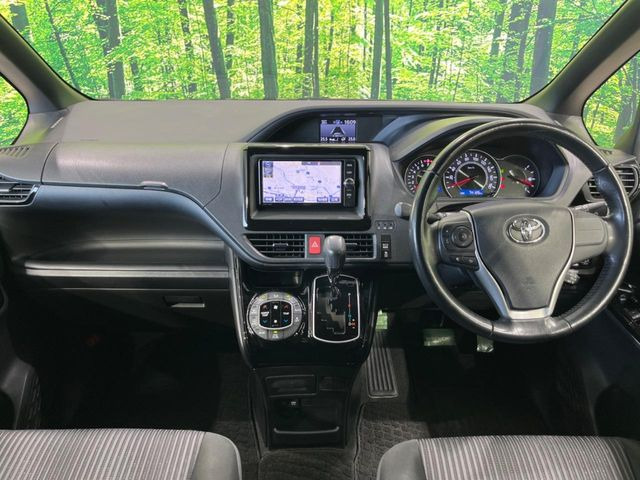 ヴォクシー2.0 ZS