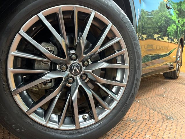 �y����20�C���`�A���~�z�C�[���z�O�ςɃ}�b�`���������A���~�z�C�[���𑕒����Ă���܂��B�e��ЊO�A���~�z�C�[����A�X�^�b�h���X�^�C�����戵�����Ă���܂��B���񂲑��k����������