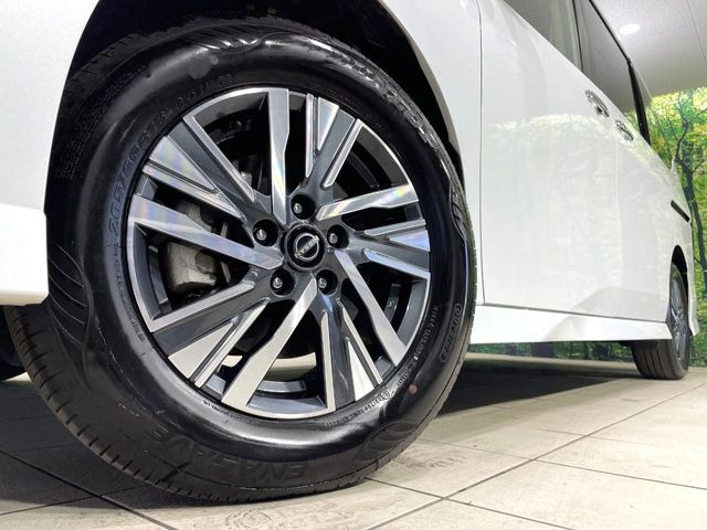 �y����16�C���`�A���~�z�C�[���z�O�ςɃ}�b�`���������A���~�z�C�[���𑕒����Ă���܂��B�e��ЊO�A���~�z�C�[����A�X�^�b�h���X�^�C�����戵�����Ă���܂��B���񂲑��k����������