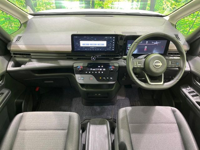 セレナ1.4 e-POWER ハイウェイスターV