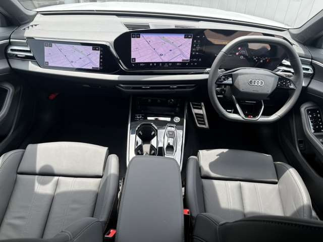 A5TFSI クワトロ 150kW Sラインパッケージ 4WD