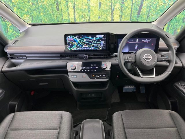 セレナ1.4 e-POWER ハイウェイスターV