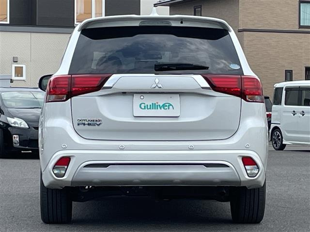 アウトランダーPHEV2.0 G 4WD