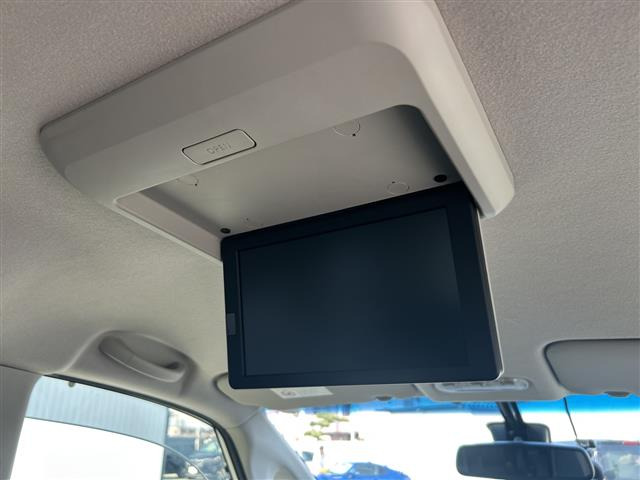セレナ2.0 ハイウェイスター Vセレクション+Safety S-HYBRID