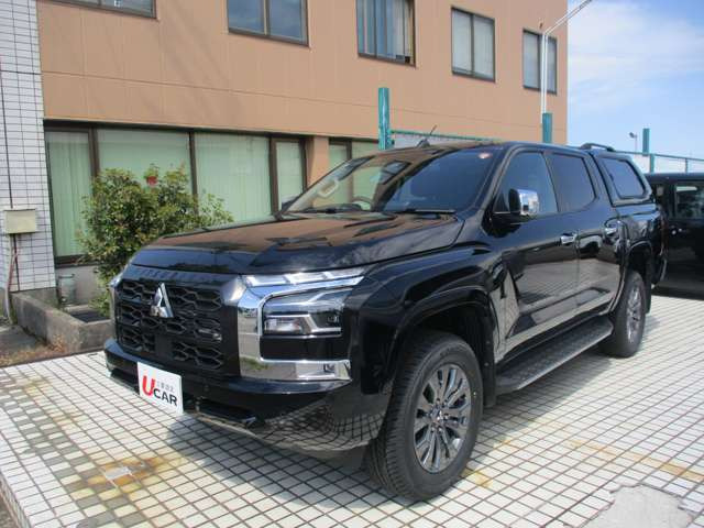 トライトン2.4 GLS ディーゼル 4WD